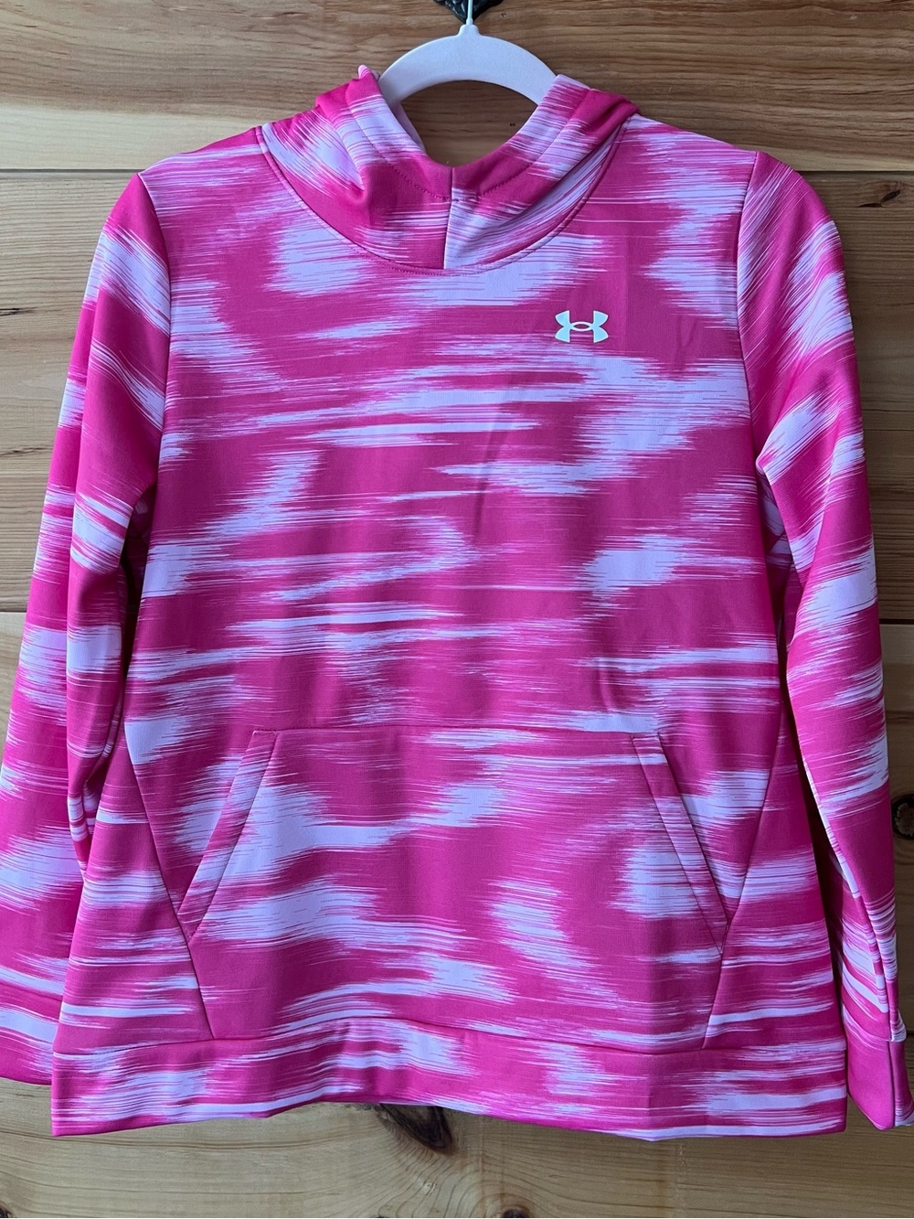 NWT Under Armour Girls Bright Pink/Light Pink Hooded Pullover Sporty Athletic